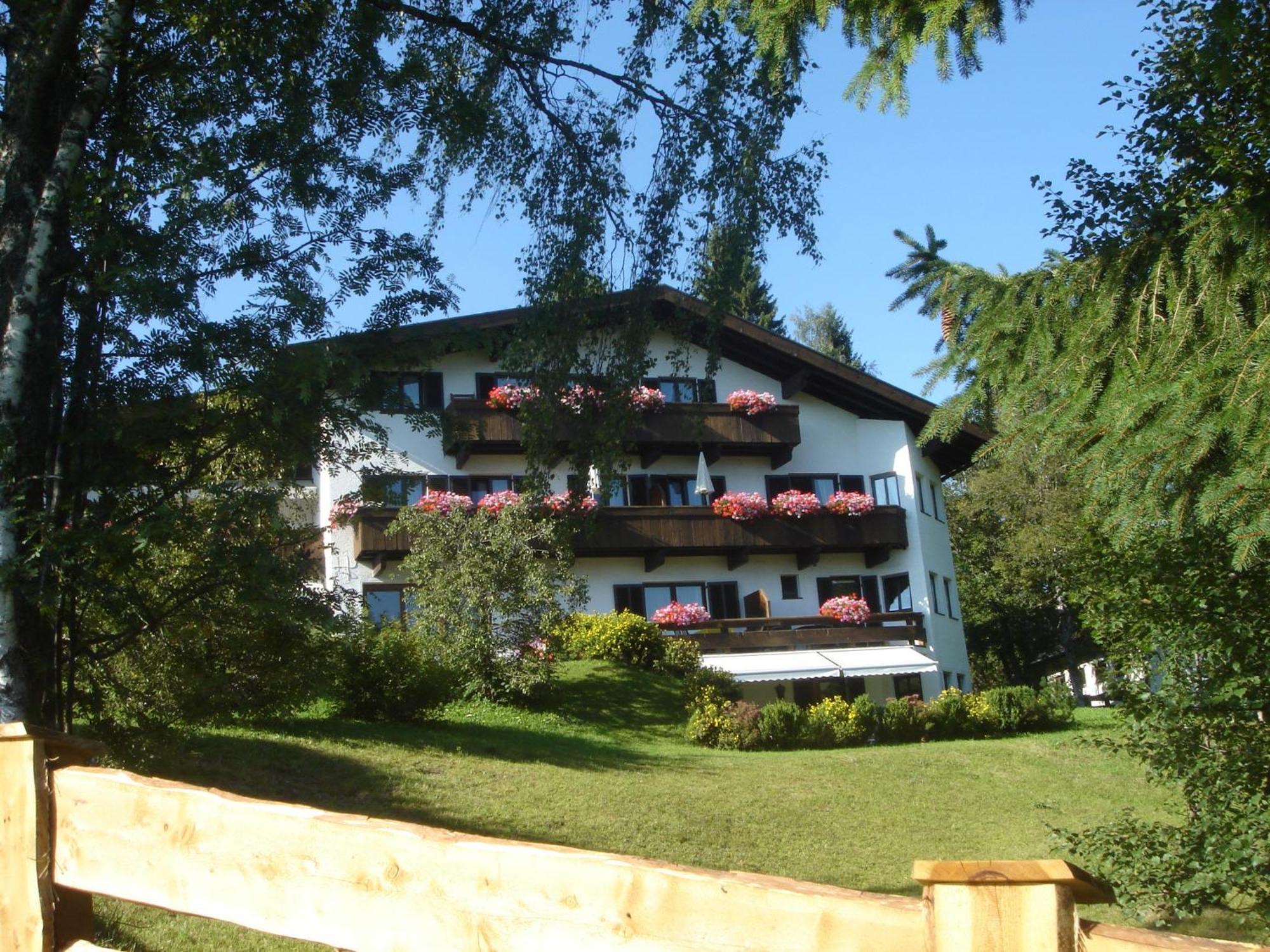 Landhaus Frenes Apartments Seefeld in Tirol Esterno foto